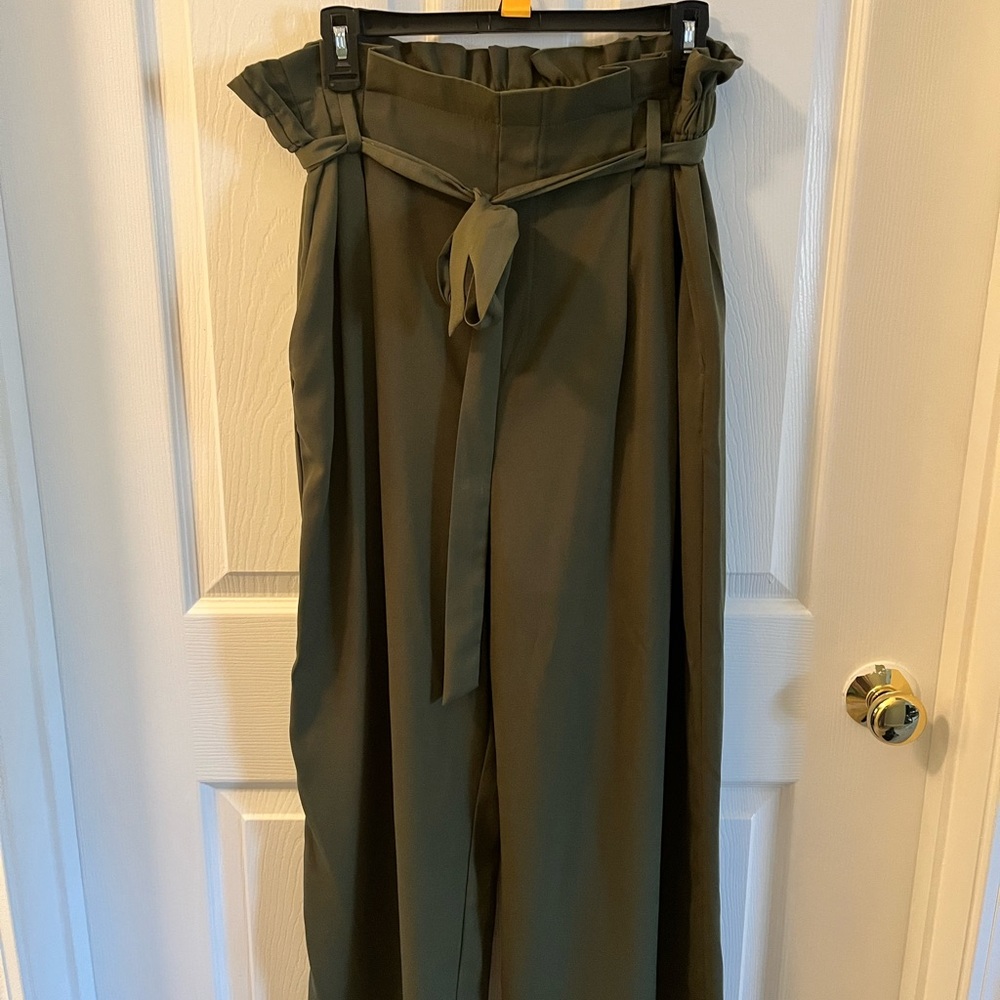 Wide leg paper bag waist pant